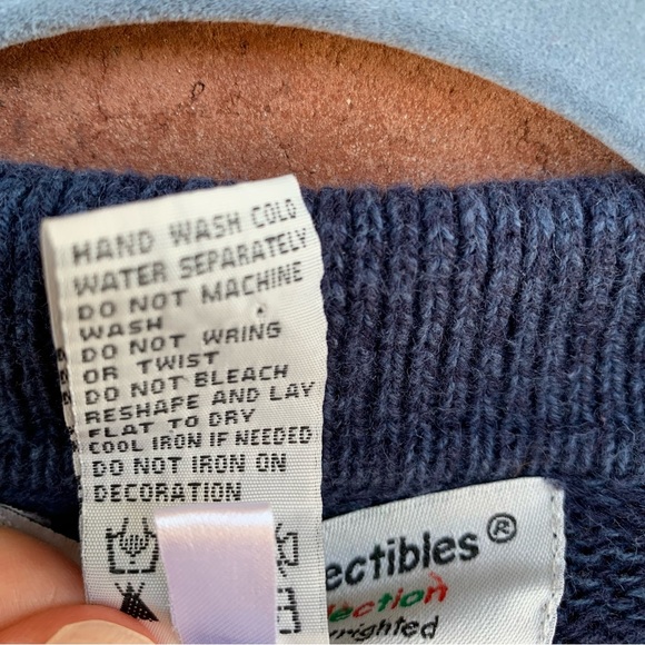 Festive singing & partying reindeer zip up sweater. Size XL - Picture 6 of 7